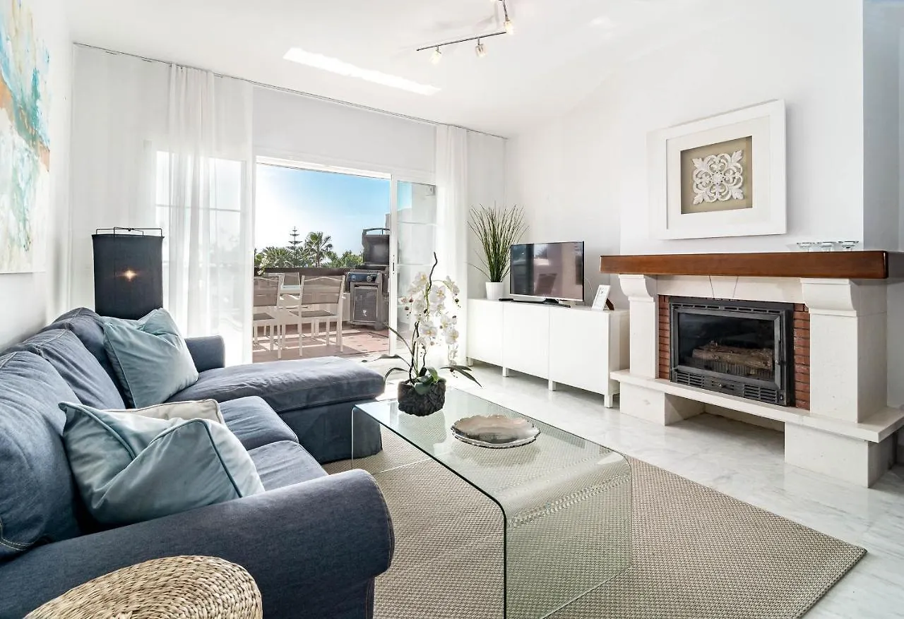 Casa Adelfas I By Roomservices マルベーリャ アパート